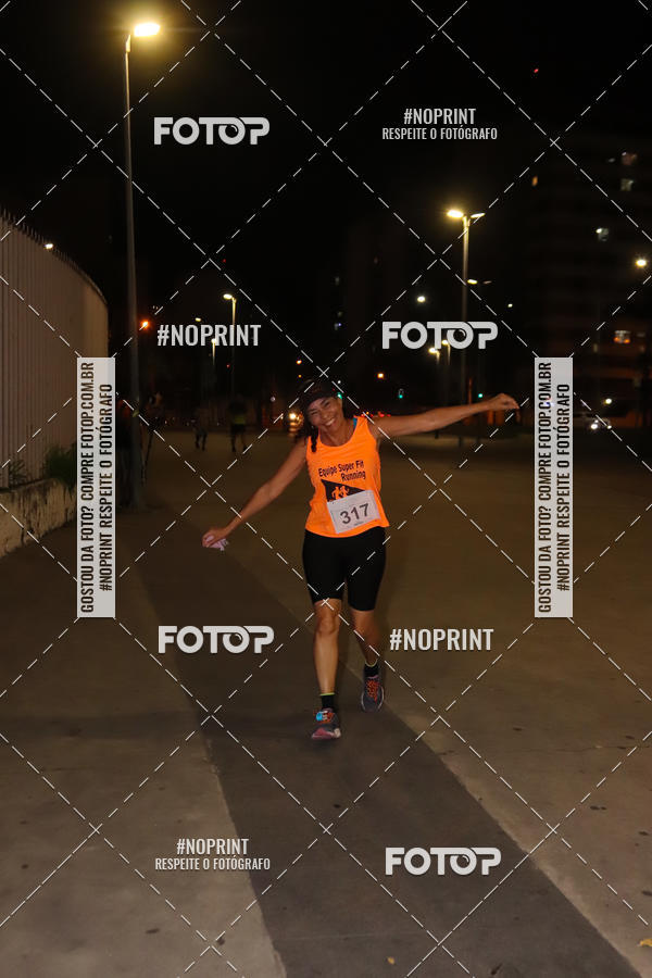 Buy your photos of the eventLuz do Mundo Night Run on Fotop