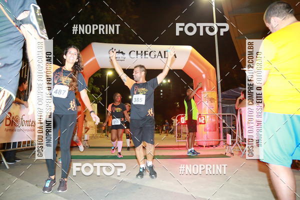 Buy your photos of the eventLuz do Mundo Night Run on Fotop