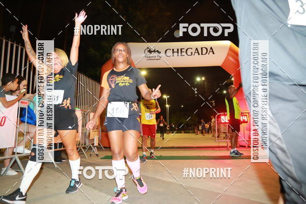 Buy your photos of the eventLuz do Mundo Night Run on Fotop