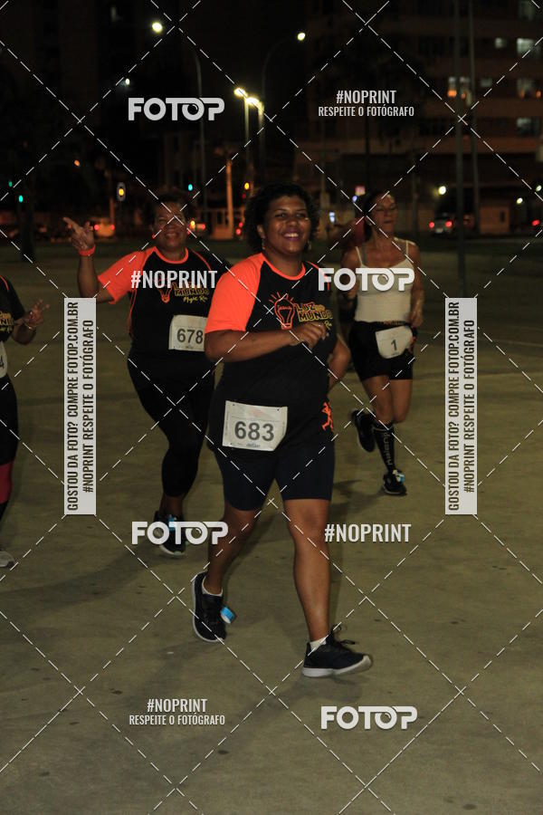 Buy your photos of the eventLuz do Mundo Night Run on Fotop