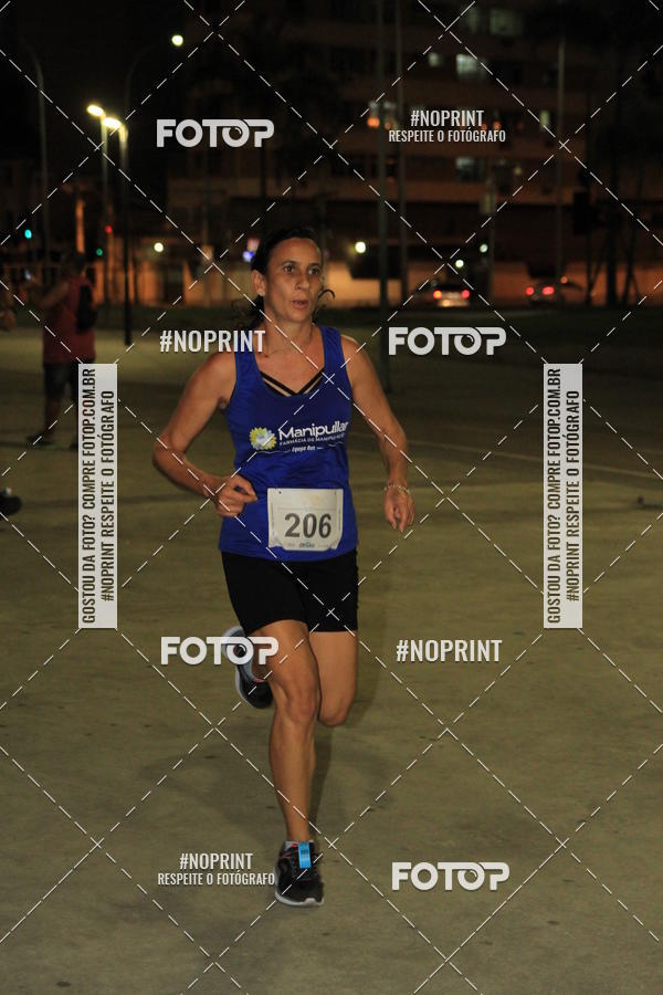 Buy your photos of the eventLuz do Mundo Night Run on Fotop
