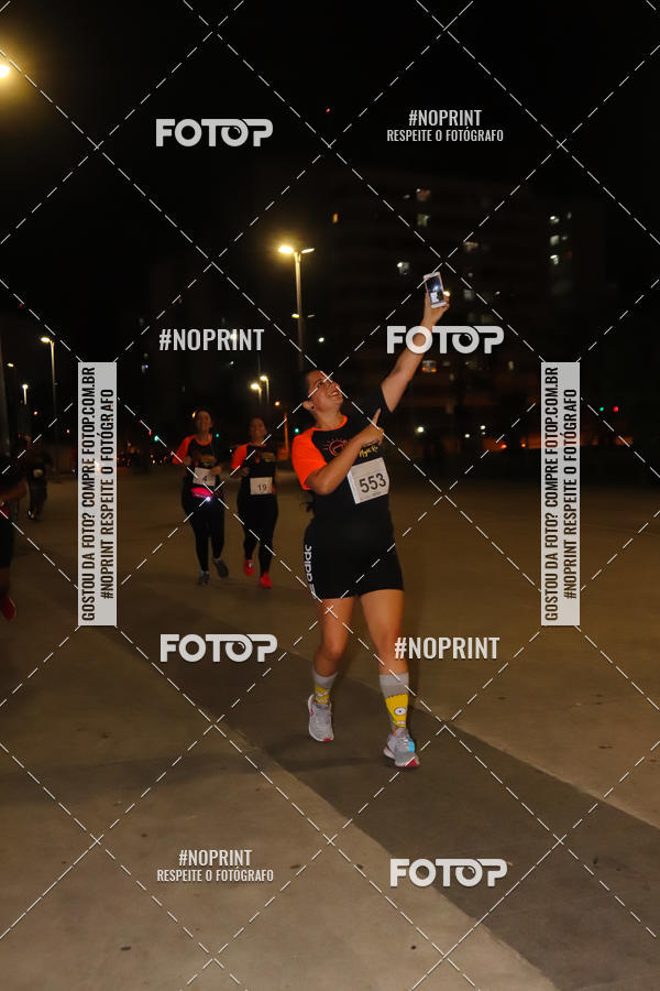 Buy your photos of the eventLuz do Mundo Night Run on Fotop