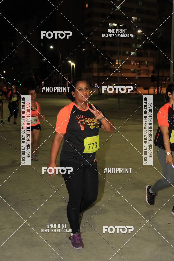 Buy your photos of the eventLuz do Mundo Night Run on Fotop