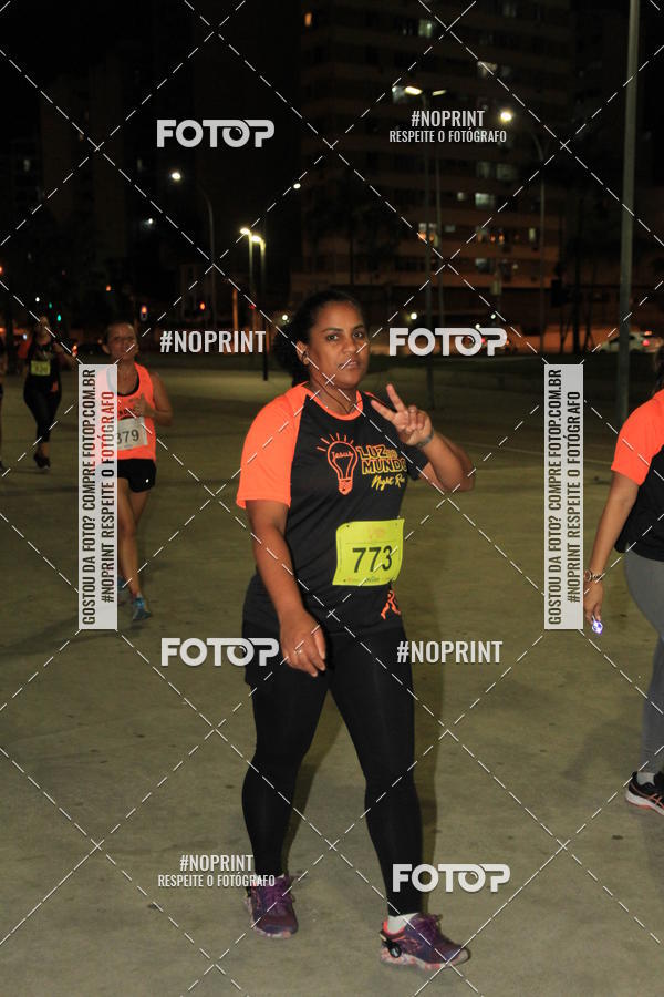 Buy your photos of the eventLuz do Mundo Night Run on Fotop