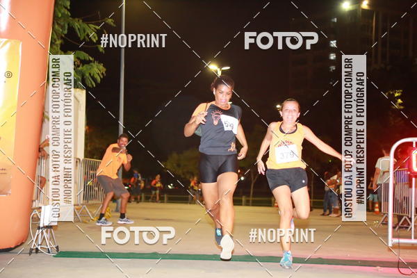 Buy your photos of the eventLuz do Mundo Night Run on Fotop