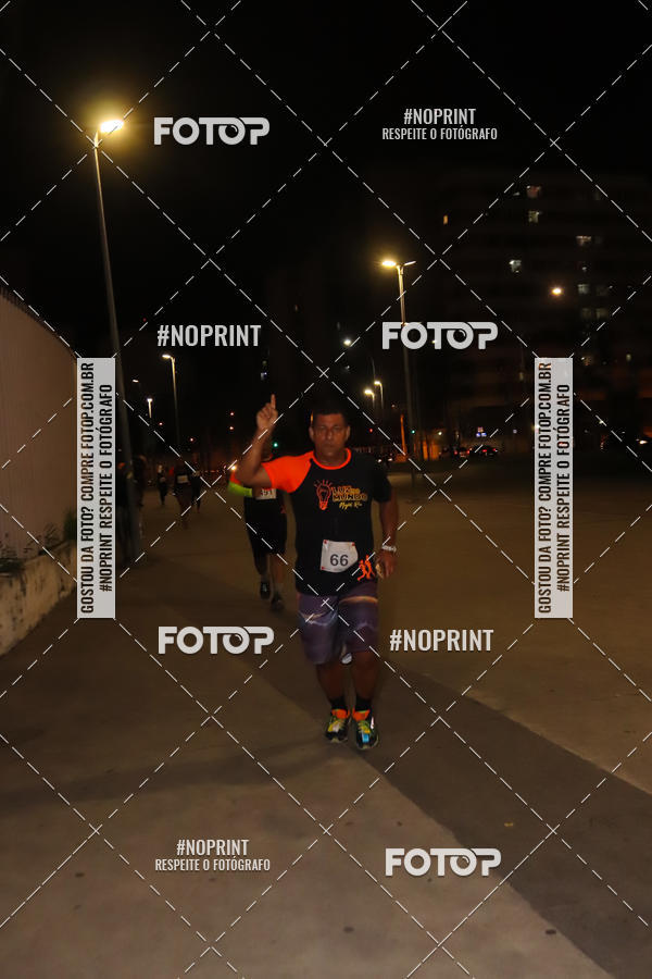 Buy your photos of the eventLuz do Mundo Night Run on Fotop