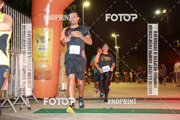 Buy your photos of the eventLuz do Mundo Night Run on Fotop