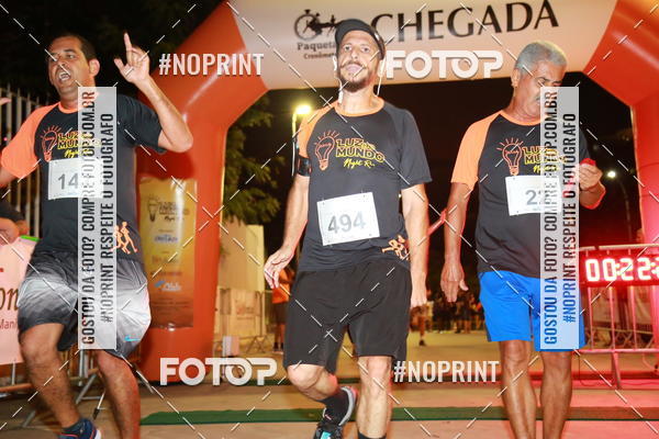 Buy your photos of the eventLuz do Mundo Night Run on Fotop