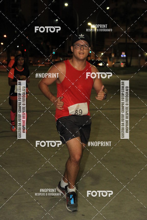 Buy your photos of the eventLuz do Mundo Night Run on Fotop