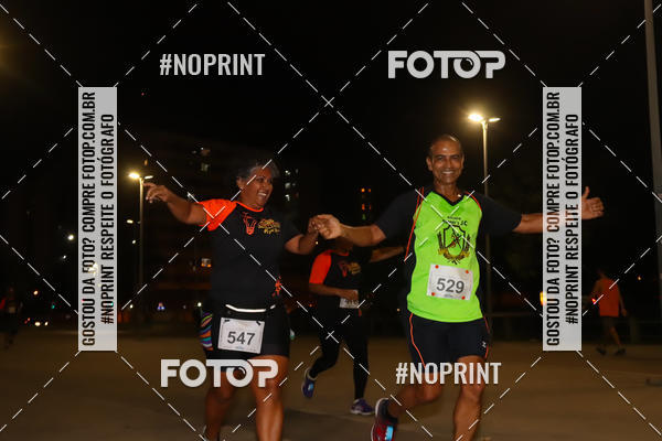 Buy your photos of the eventLuz do Mundo Night Run on Fotop