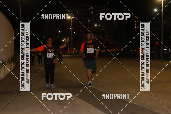 Buy your photos of the eventLuz do Mundo Night Run on Fotop
