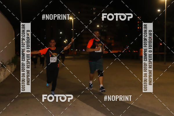 Buy your photos of the eventLuz do Mundo Night Run on Fotop