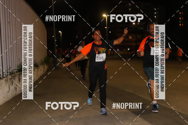 Buy your photos of the eventLuz do Mundo Night Run on Fotop