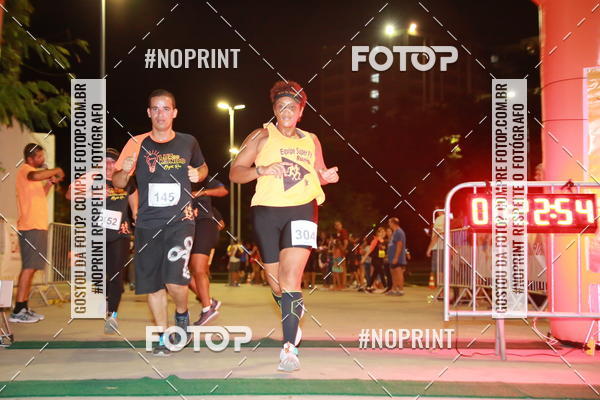 Buy your photos of the eventLuz do Mundo Night Run on Fotop
