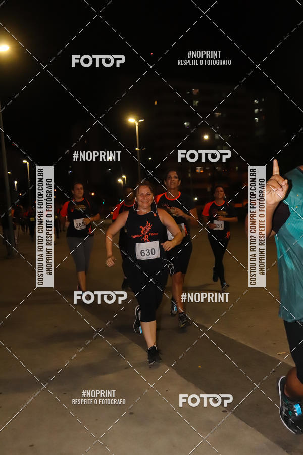 Buy your photos of the eventLuz do Mundo Night Run on Fotop