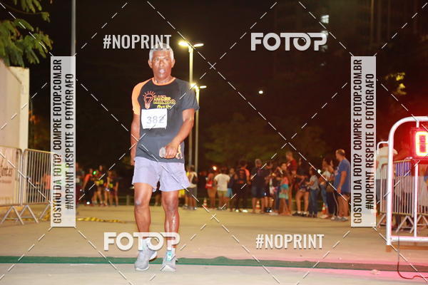 Buy your photos of the eventLuz do Mundo Night Run on Fotop