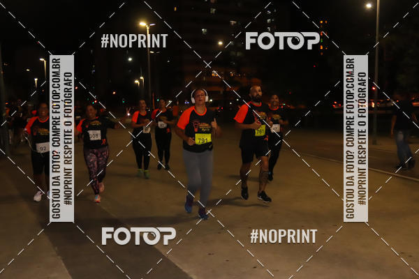 Buy your photos of the eventLuz do Mundo Night Run on Fotop
