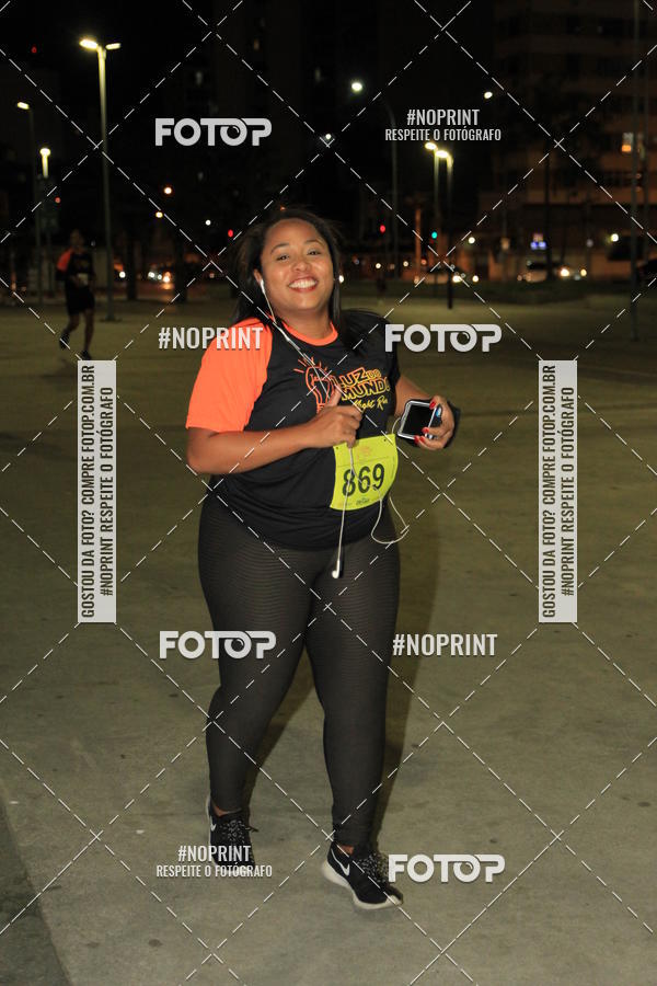 Buy your photos of the eventLuz do Mundo Night Run on Fotop