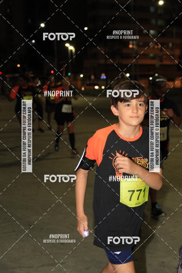 Buy your photos of the eventLuz do Mundo Night Run on Fotop