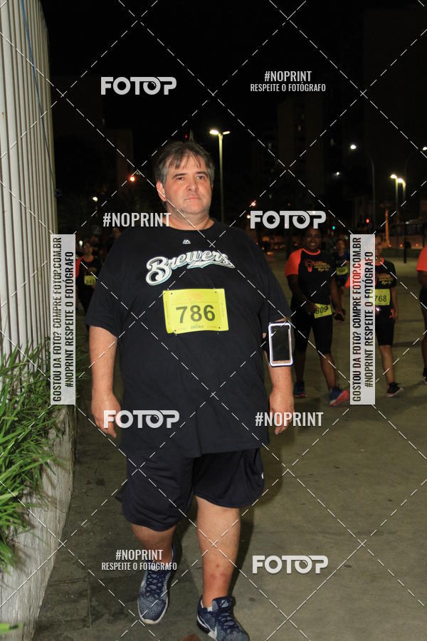 Buy your photos of the eventLuz do Mundo Night Run on Fotop