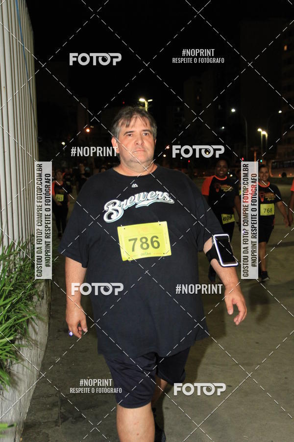 Buy your photos of the eventLuz do Mundo Night Run on Fotop