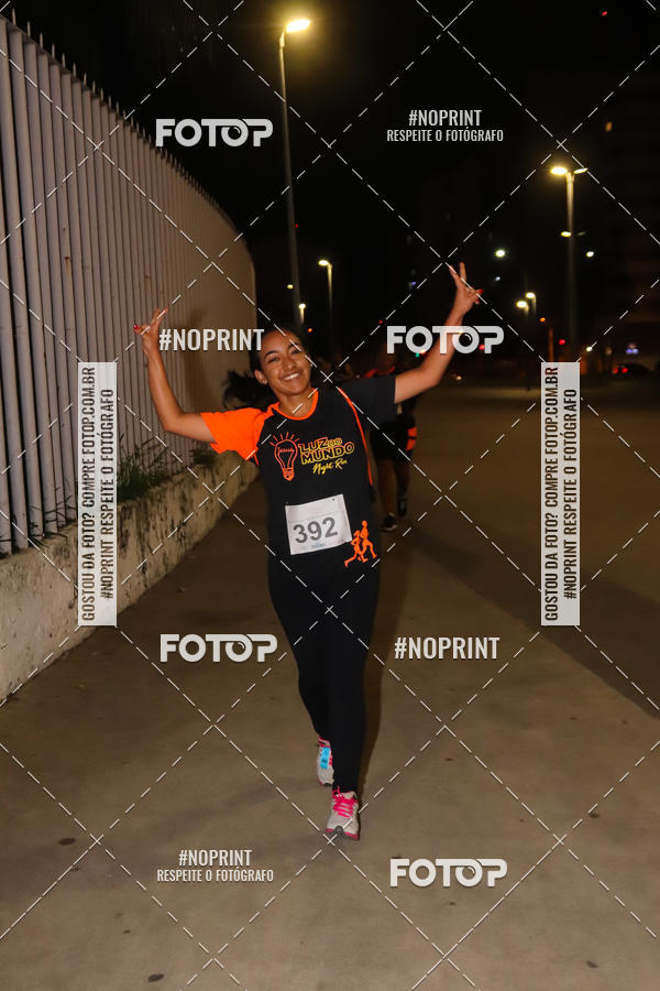Buy your photos of the eventLuz do Mundo Night Run on Fotop