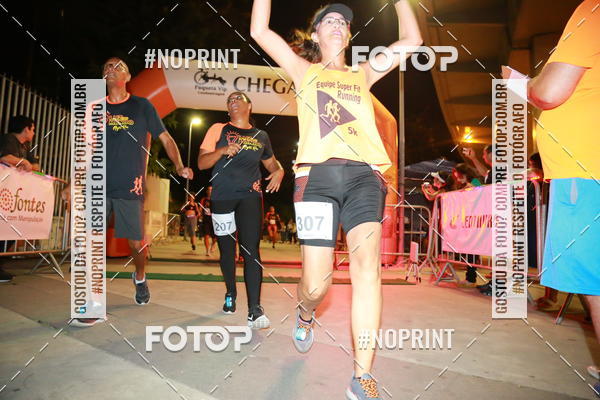 Buy your photos of the eventLuz do Mundo Night Run on Fotop