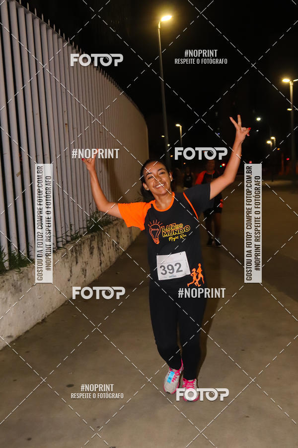 Buy your photos of the eventLuz do Mundo Night Run on Fotop