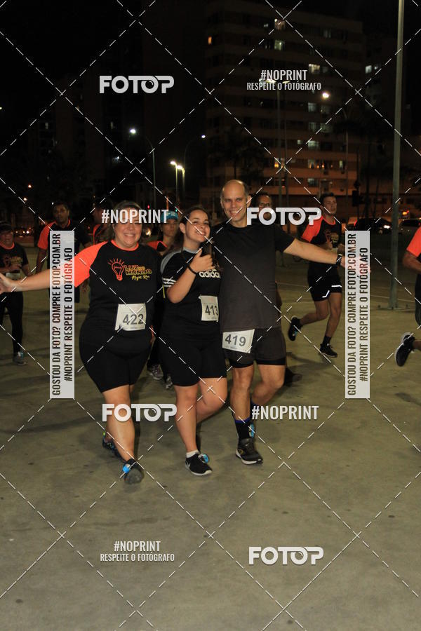 Buy your photos of the eventLuz do Mundo Night Run on Fotop