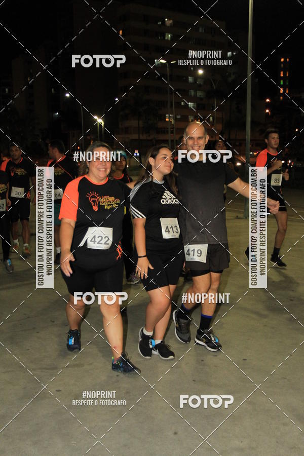 Buy your photos of the eventLuz do Mundo Night Run on Fotop
