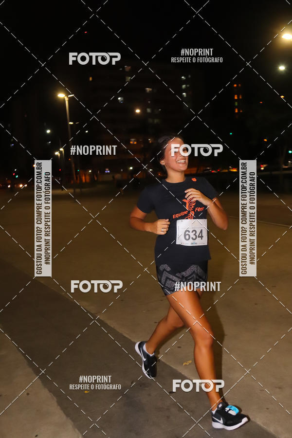 Buy your photos of the eventLuz do Mundo Night Run on Fotop