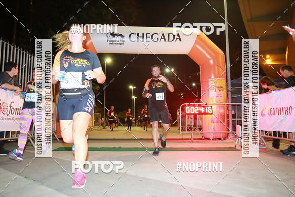 Buy your photos of the eventLuz do Mundo Night Run on Fotop