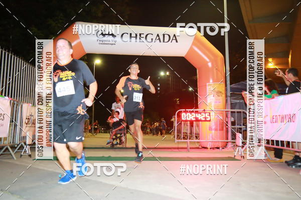 Buy your photos of the eventLuz do Mundo Night Run on Fotop