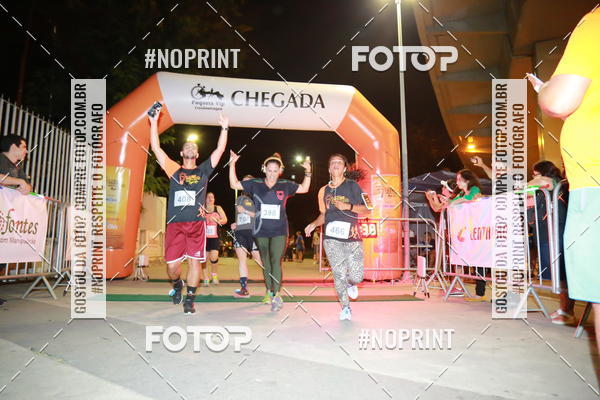 Buy your photos of the eventLuz do Mundo Night Run on Fotop