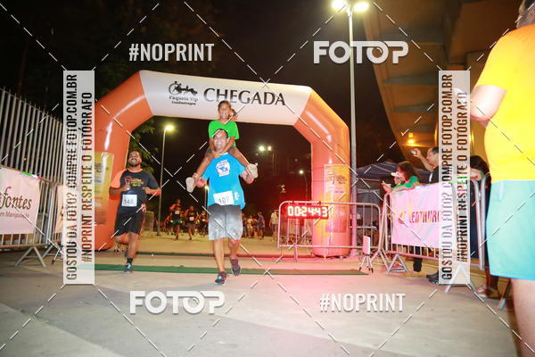 Buy your photos of the eventLuz do Mundo Night Run on Fotop