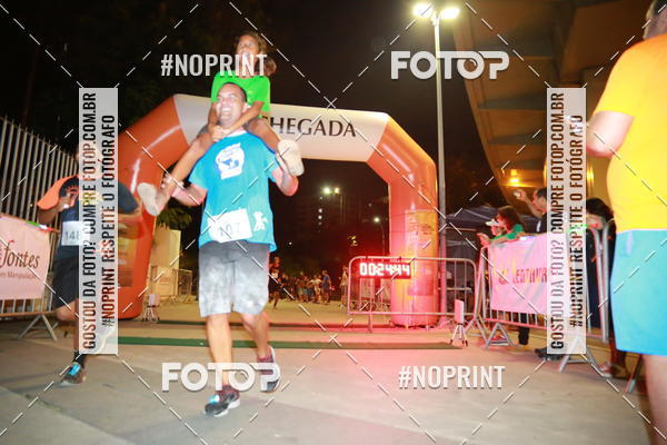 Buy your photos of the eventLuz do Mundo Night Run on Fotop