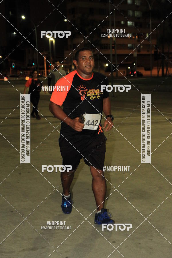 Buy your photos of the eventLuz do Mundo Night Run on Fotop