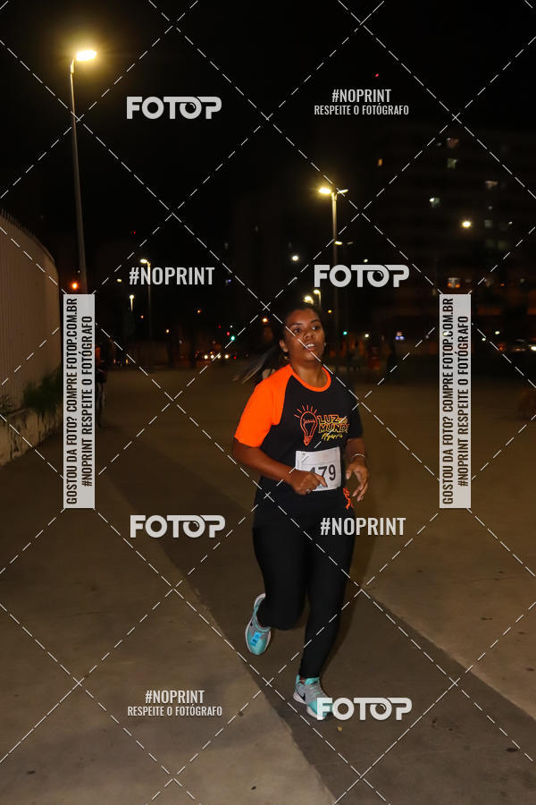 Buy your photos of the eventLuz do Mundo Night Run on Fotop