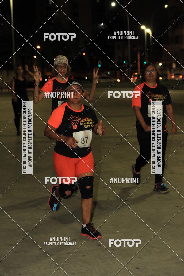 Buy your photos of the eventLuz do Mundo Night Run on Fotop