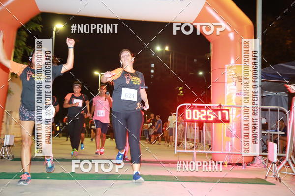 Buy your photos of the eventLuz do Mundo Night Run on Fotop