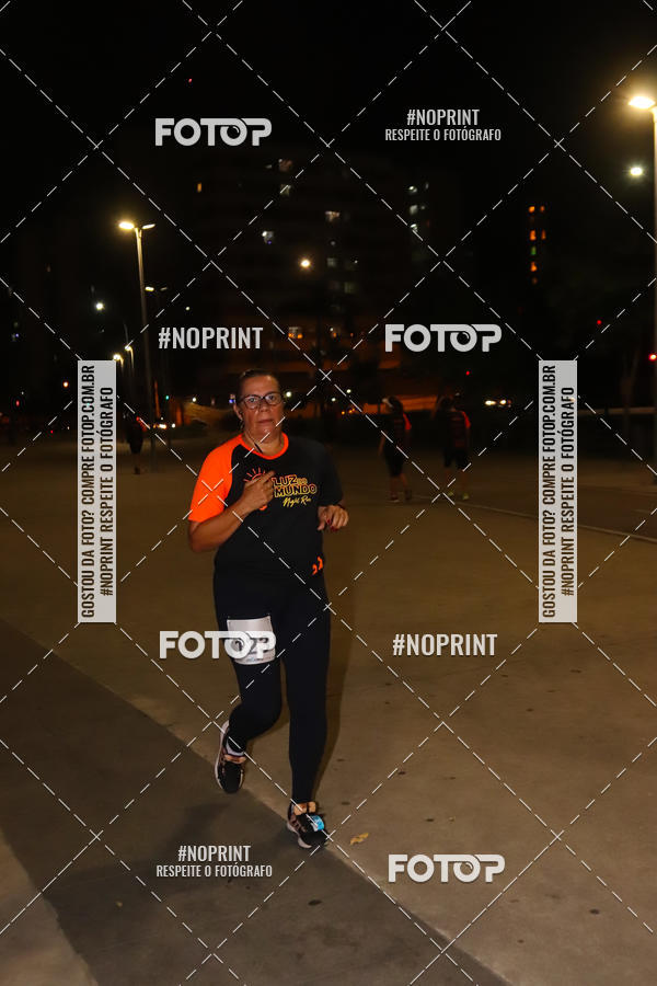 Buy your photos of the eventLuz do Mundo Night Run on Fotop