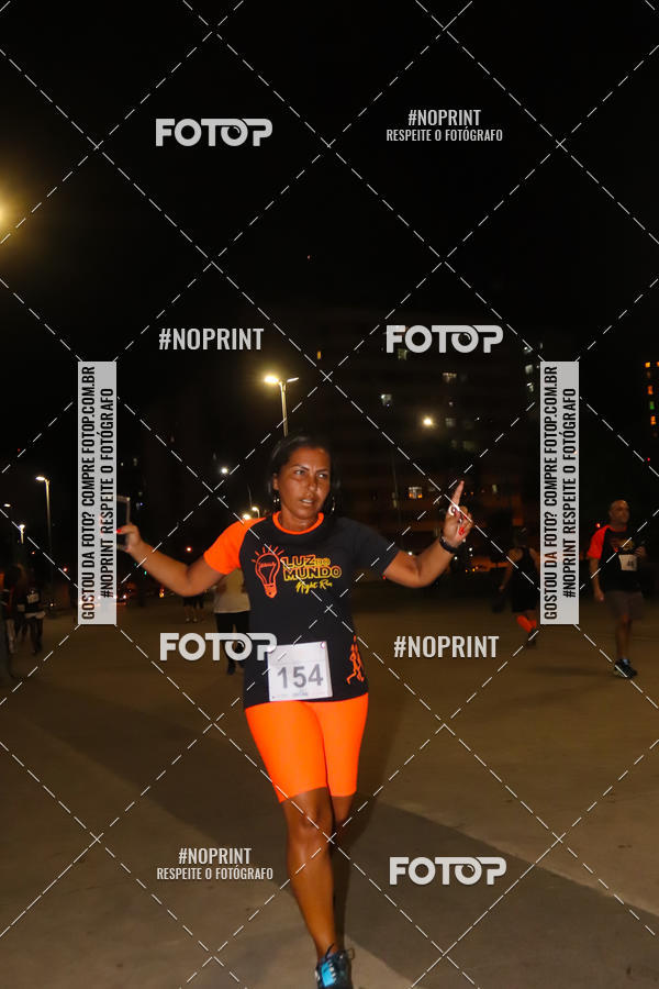 Buy your photos of the eventLuz do Mundo Night Run on Fotop