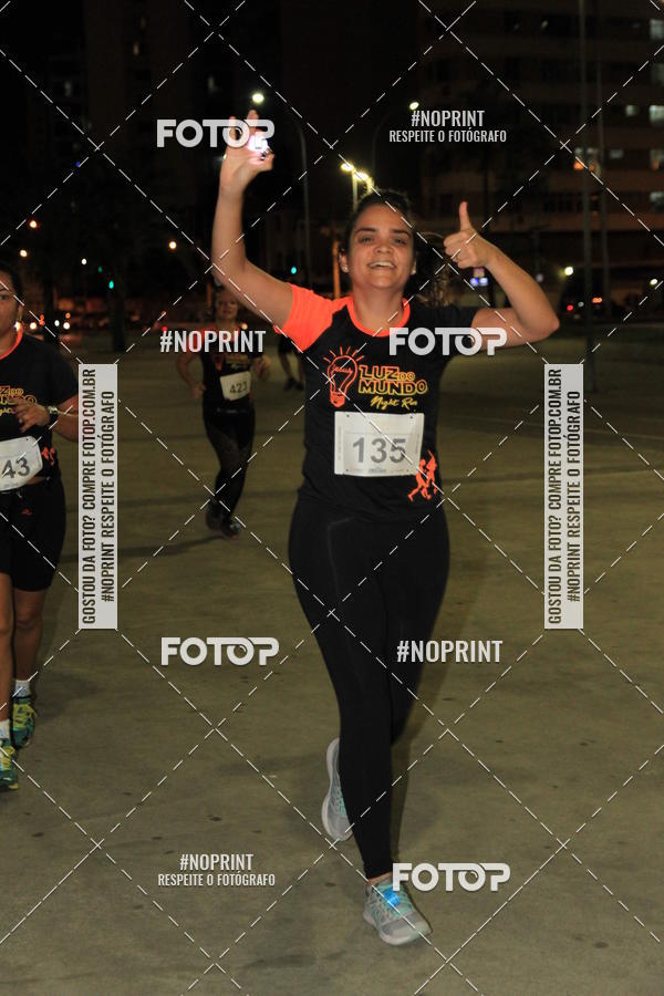 Buy your photos of the eventLuz do Mundo Night Run on Fotop