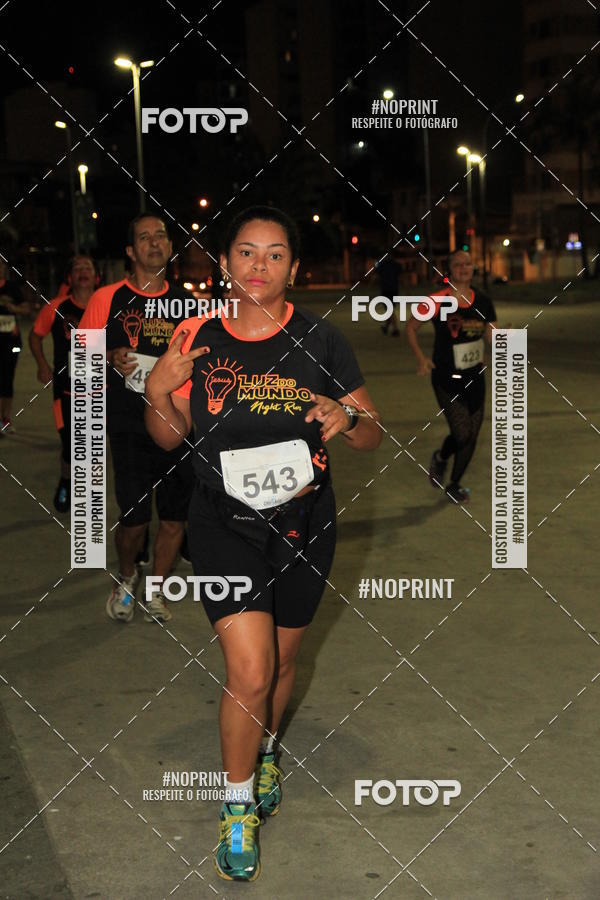 Buy your photos of the eventLuz do Mundo Night Run on Fotop