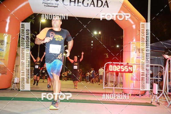 Buy your photos of the eventLuz do Mundo Night Run on Fotop
