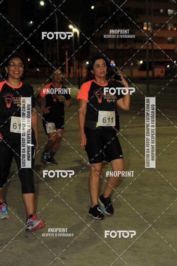 Buy your photos of the eventLuz do Mundo Night Run on Fotop