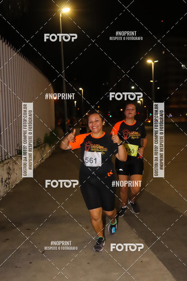 Buy your photos of the eventLuz do Mundo Night Run on Fotop