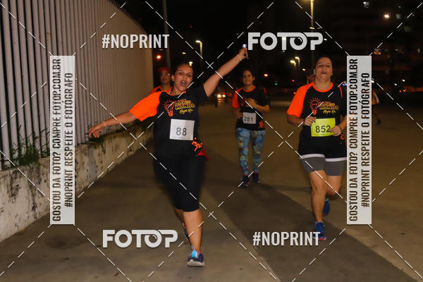 Buy your photos of the eventLuz do Mundo Night Run on Fotop