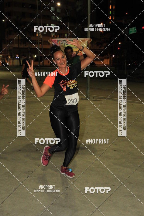 Buy your photos of the eventLuz do Mundo Night Run on Fotop