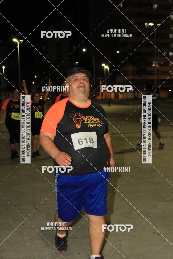Buy your photos of the eventLuz do Mundo Night Run on Fotop